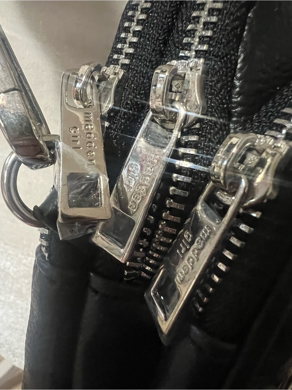 Madden Girl Black Crossbody Bag - Picture 10 of 11